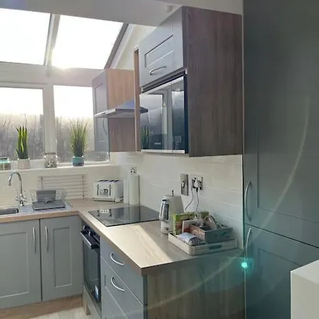 Charm ,3 Bedrooms , 4 Beds,2 Bathrooms Prázdninový dům